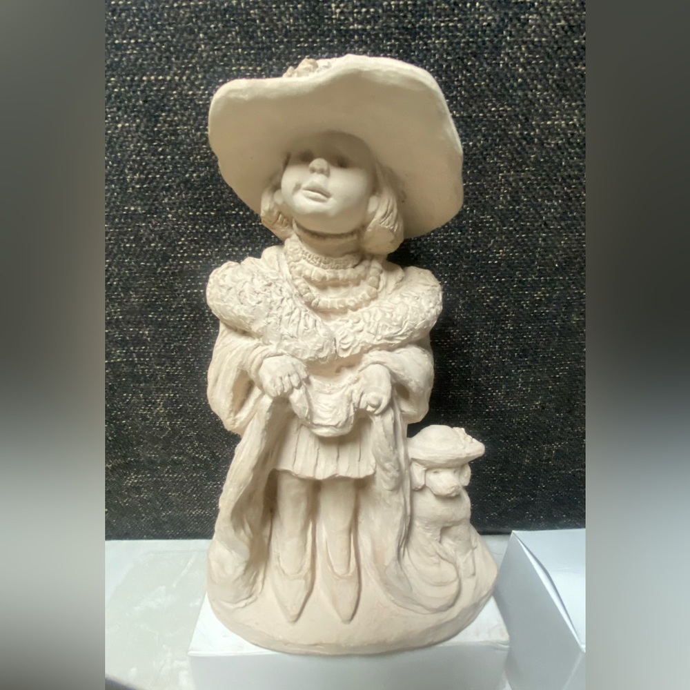 Austin Sculpture “Dress Up” Figurine